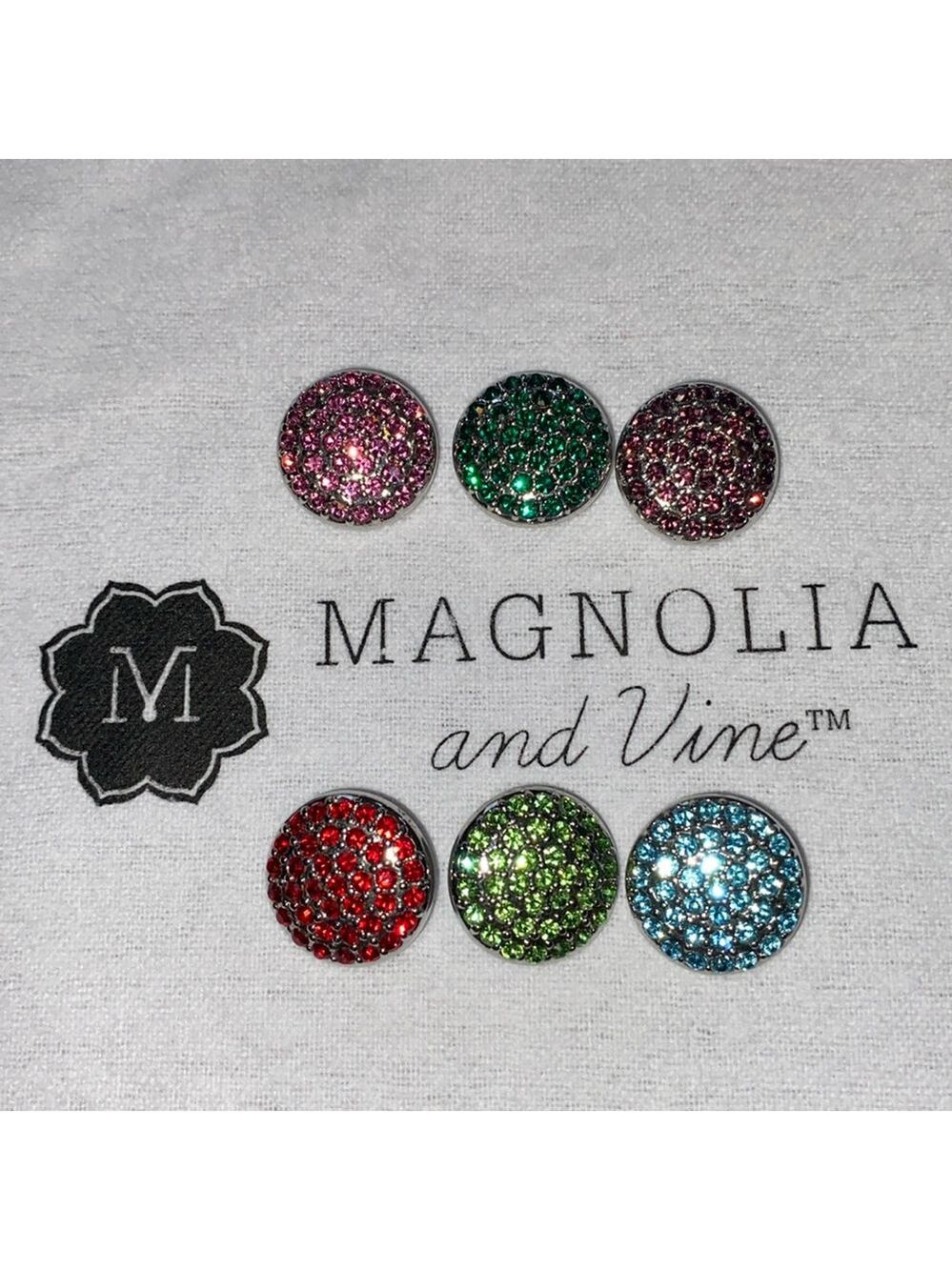 Magnolia and Vine 7 “Snazzy” snaps, new